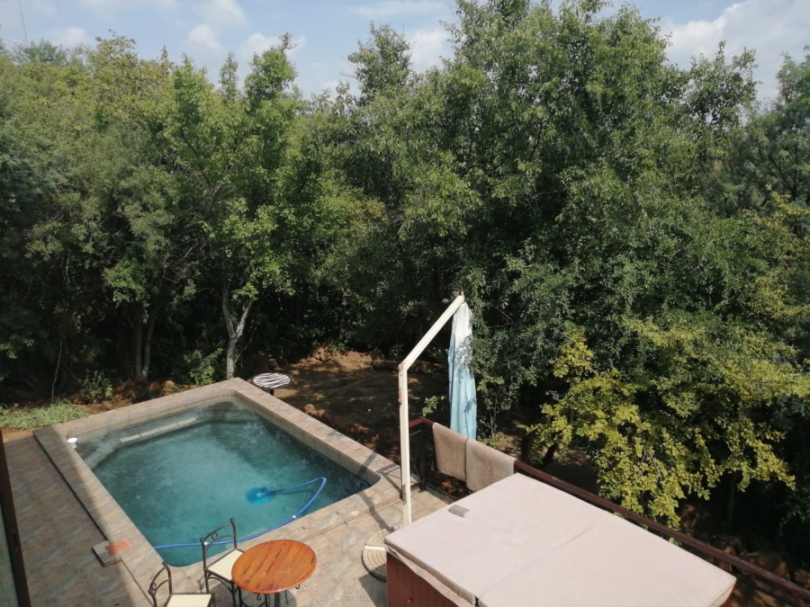 4 Bedroom Property for Sale in Boschenvaal River Front Lodges Free State